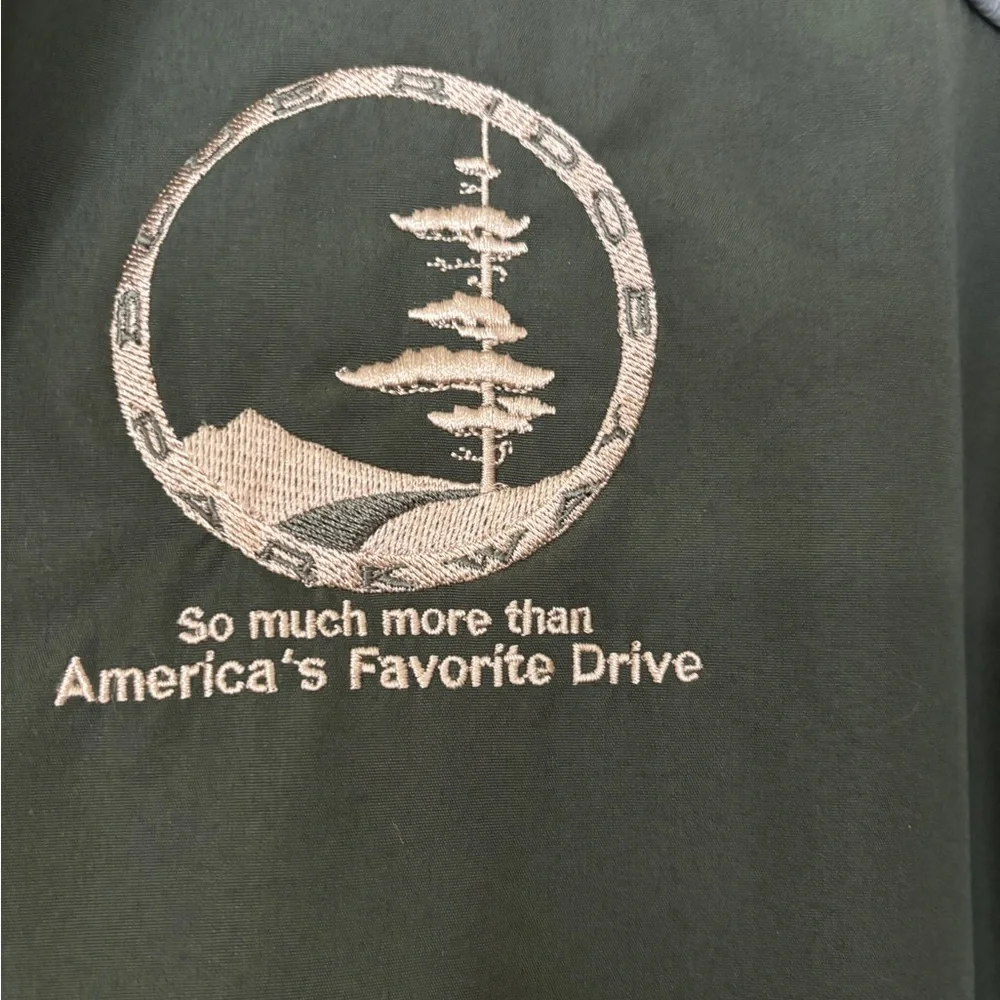 NWOT - BlueRidge Parkway Reversible Jacket Green Embroidered Graphic Size S - Picture 2 of 6